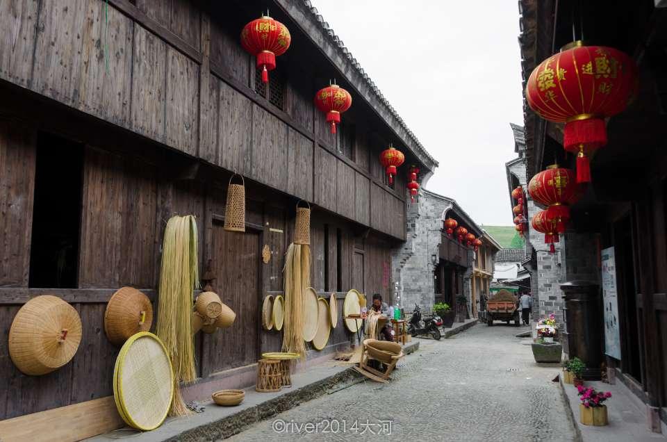 颜色减淡在PS的哪里啊??怎么打开啊！ 具体点！ 谢谢了！游戏画面